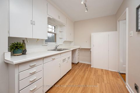 Photo 8 at 808 Millwood Road, Leaside, Toronto