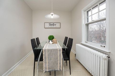 Photo 19 at 808 Millwood Road, Leaside, Toronto