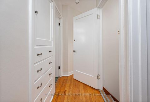 Photo 23 at 808 Millwood Road, Leaside, Toronto