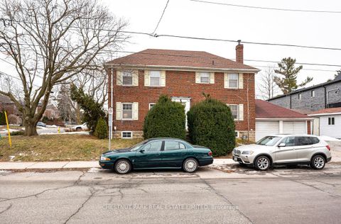 Photo 24 at 808 Millwood Road, Leaside, Toronto