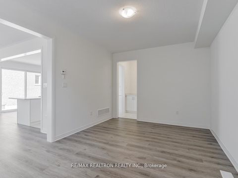 Photo 6 at 17 Shepherd Drive, Rural Barrie Southeast, Barrie