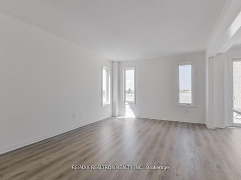 Photo 9 at 17 Shepherd Drive, Rural Barrie Southeast, Barrie