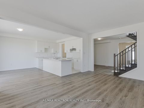 Photo 11 at 17 Shepherd Drive, Rural Barrie Southeast, Barrie