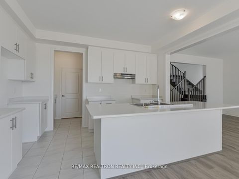 Photo 16 at 17 Shepherd Drive, Rural Barrie Southeast, Barrie