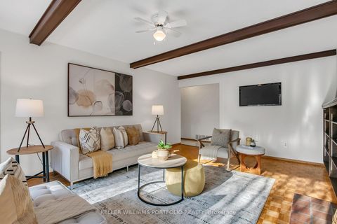 Photo 10 at 26 Deerbrook Trail, L'Amoreaux, Toronto