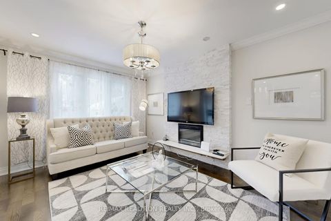 Photo 9 at 45 Newmill Crescent, Devonsleigh, Richmond Hill