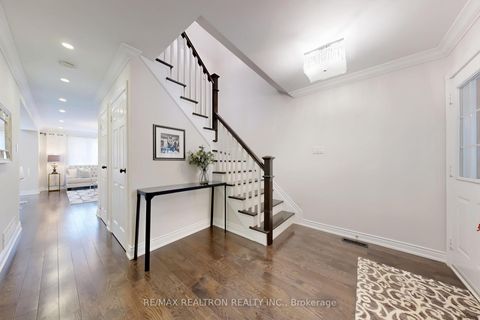 Photo 21 at 45 Newmill Crescent, Devonsleigh, Richmond Hill