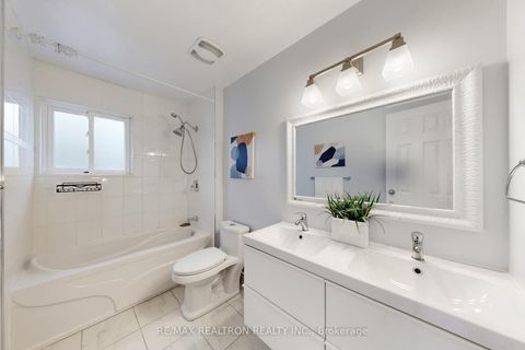 Photo 35 at 45 Newmill Crescent, Devonsleigh, Richmond Hill