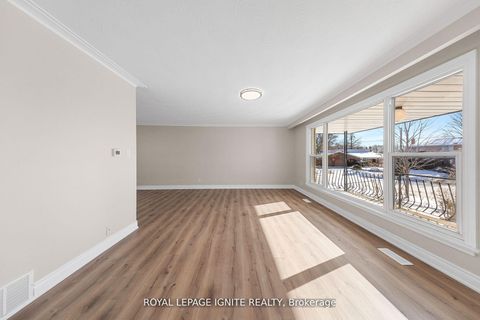 Photo 14 at 6 Brantley Crescent, York University Heights, Toronto