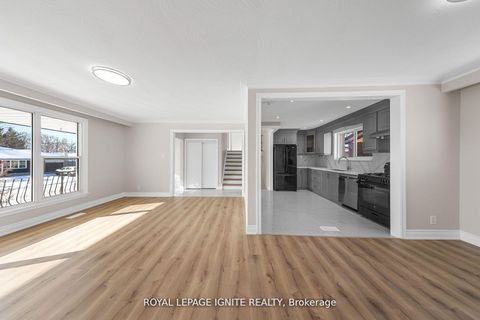 Photo 22 at 6 Brantley Crescent, York University Heights, Toronto