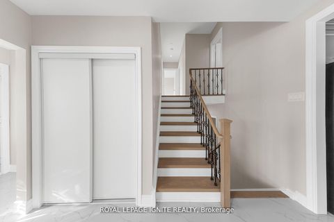 Photo 23 at 6 Brantley Crescent, York University Heights, Toronto