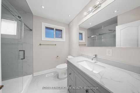 Photo 24 at 6 Brantley Crescent, York University Heights, Toronto