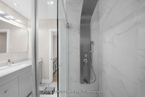 Photo 25 at 6 Brantley Crescent, York University Heights, Toronto