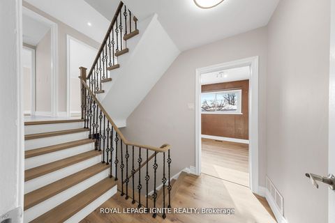 Photo 29 at 6 Brantley Crescent, York University Heights, Toronto