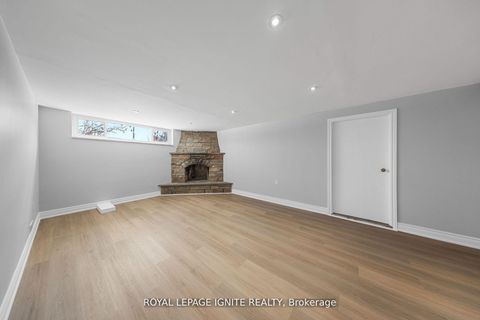 Photo 33 at 6 Brantley Crescent, York University Heights, Toronto