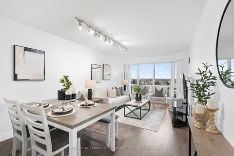 Photo 4 at 712 - 11 Lee Centre Drive, Woburn, Toronto