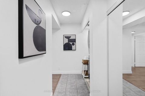 Photo 21 at 712 - 11 Lee Centre Drive, Woburn, Toronto