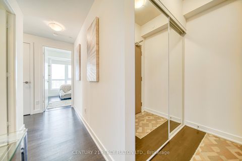 Photo 3 at 1211 - 501 St. Clair Avenue W, Casa Loma, Toronto