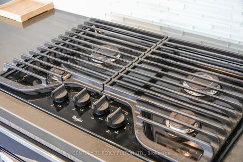 Photo 11 at 1211 - 501 St. Clair Avenue W, Casa Loma, Toronto