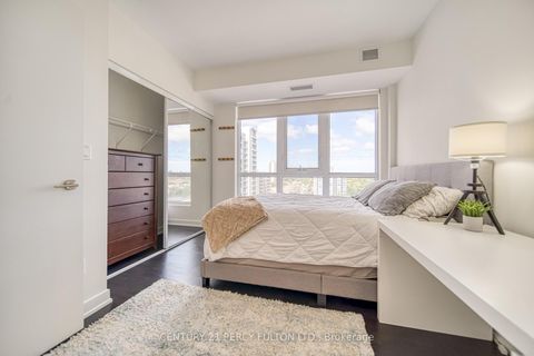 Photo 17 at 1211 - 501 St. Clair Avenue W, Casa Loma, Toronto