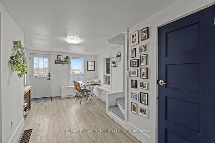 Photo 5 at 199 BARTON Street W, Central, Hamilton