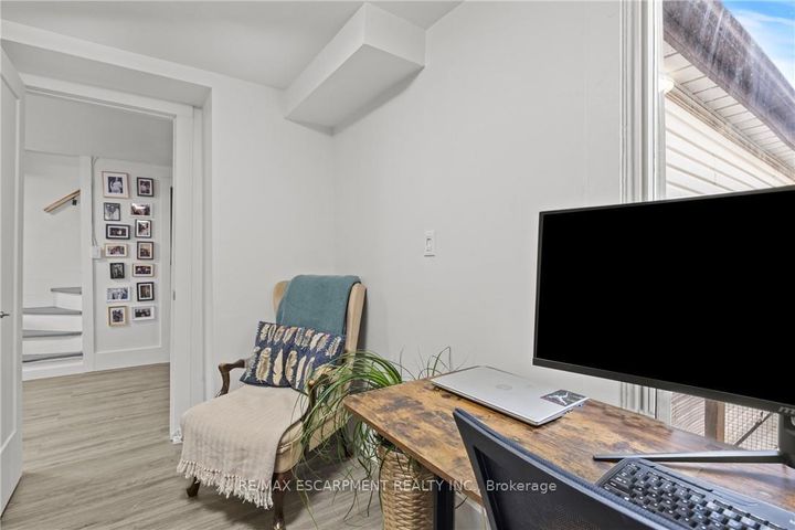 Photo 7 at 199 BARTON Street W, Central, Hamilton