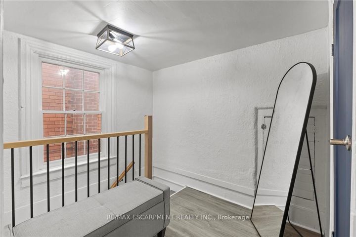 Photo 17 at 199 BARTON Street W, Central, Hamilton