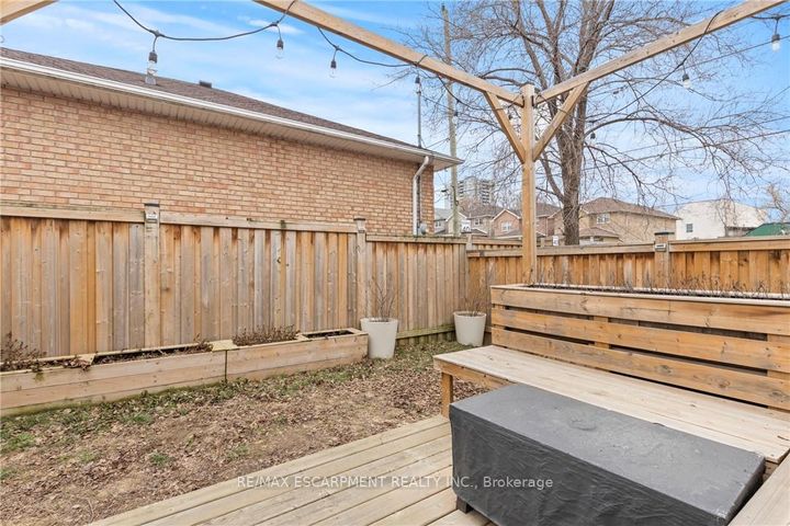 Photo 23 at 199 BARTON Street W, Central, Hamilton