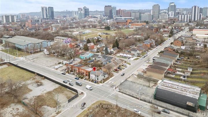 Photo 27 at 199 BARTON Street W, Central, Hamilton