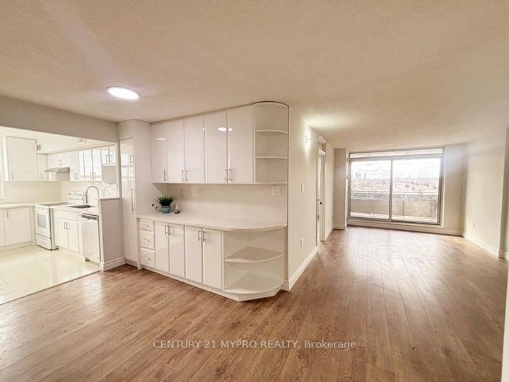 Photo 5 at 1001 - 355 Rathburn Road E, Rathwood, Mississauga