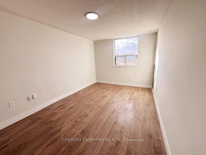 Photo 10 at 1001 - 355 Rathburn Road E, Rathwood, Mississauga