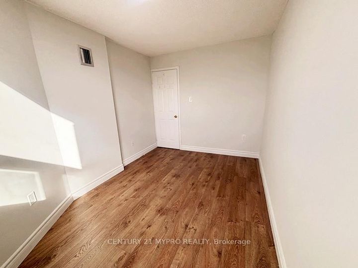 Photo 15 at 1001 - 355 Rathburn Road E, Rathwood, Mississauga