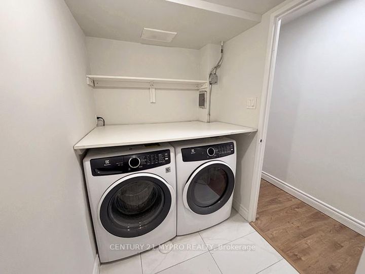 Photo 17 at 1001 - 355 Rathburn Road E, Rathwood, Mississauga