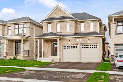 Photo 1 at 40 Ainslie Hill Crescent, Sutton & Jackson's Point, Georgina