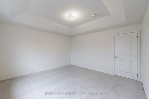 Photo 15 at 40 Ainslie Hill Crescent, Sutton & Jackson's Point, Georgina