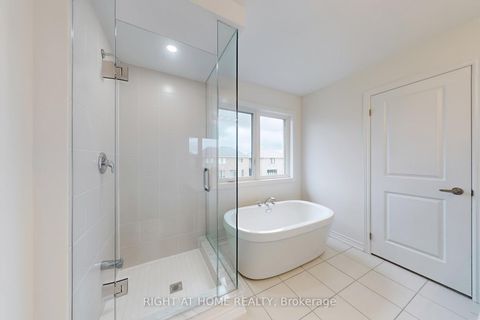 Photo 19 at 40 Ainslie Hill Crescent, Sutton & Jackson's Point, Georgina