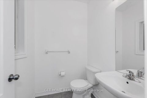 Photo 6 at 1252 Peelar Crescent, Lefroy, Innisfil