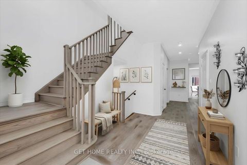 Photo 9 at 1252 Peelar Crescent, Lefroy, Innisfil