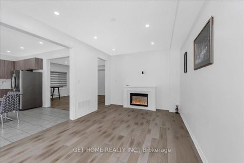 Photo 15 at 1252 Peelar Crescent, Lefroy, Innisfil