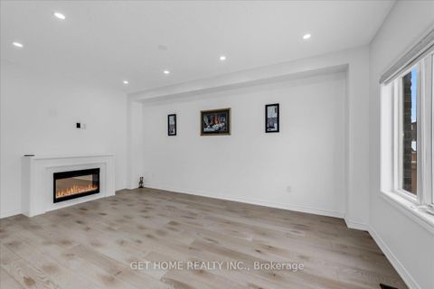 Photo 17 at 1252 Peelar Crescent, Lefroy, Innisfil