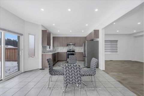 Photo 20 at 1252 Peelar Crescent, Lefroy, Innisfil