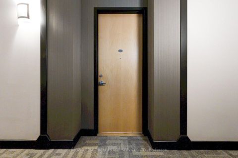 Photo 4 at 205 - 1001 Roselawn Avenue, Belgravia, Toronto