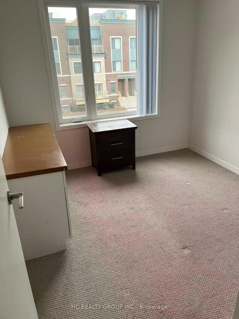 Photo 7 at 31 - 15 William Jackson Way, New Toronto, Toronto