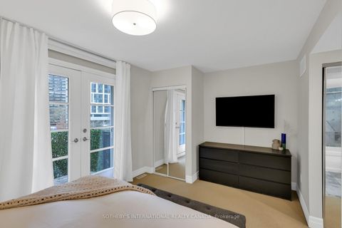 Photo 24 at 45 Pleasant Boulevard, Moore Park, Toronto