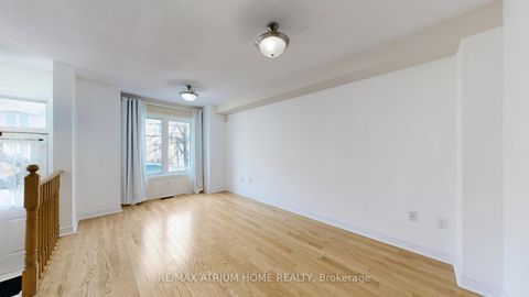 Photo 5 at 17 Kawneer Terrace, Dorset Park, Toronto