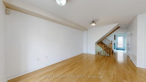 Photo 8 at 17 Kawneer Terrace, Dorset Park, Toronto