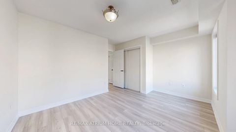 Photo 18 at 17 Kawneer Terrace, Dorset Park, Toronto