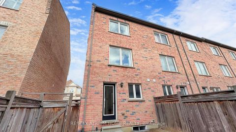 Photo 43 at 17 Kawneer Terrace, Dorset Park, Toronto