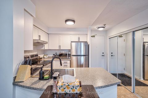 Photo 11 at 803 - 5500 Yonge Street, Willowdale West, Toronto