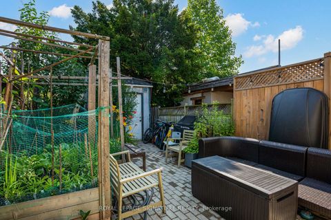 Photo 24 at 493 Jane Street, Bloor West Village, Toronto